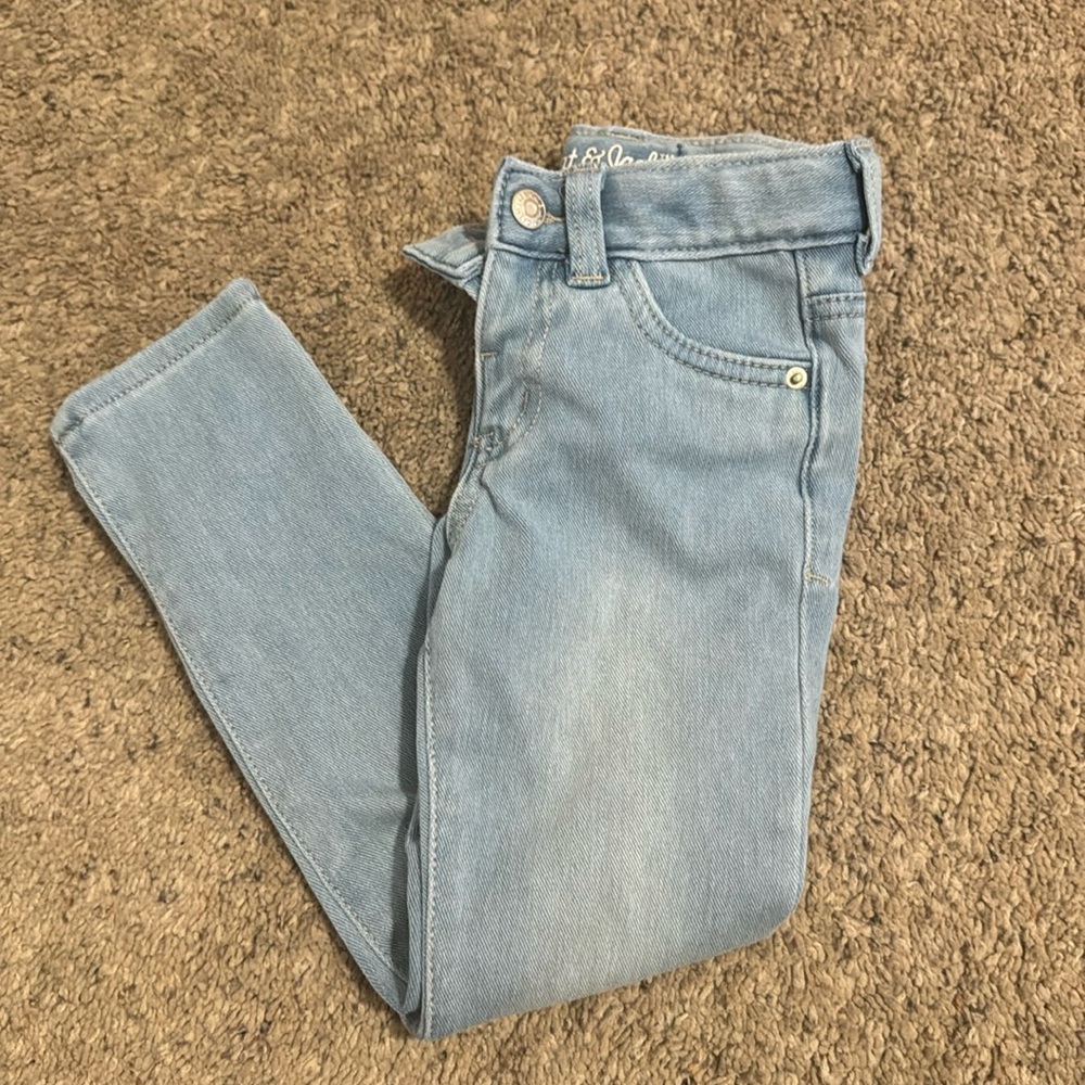 Toddler light wash skinny jeans - Size 4T
